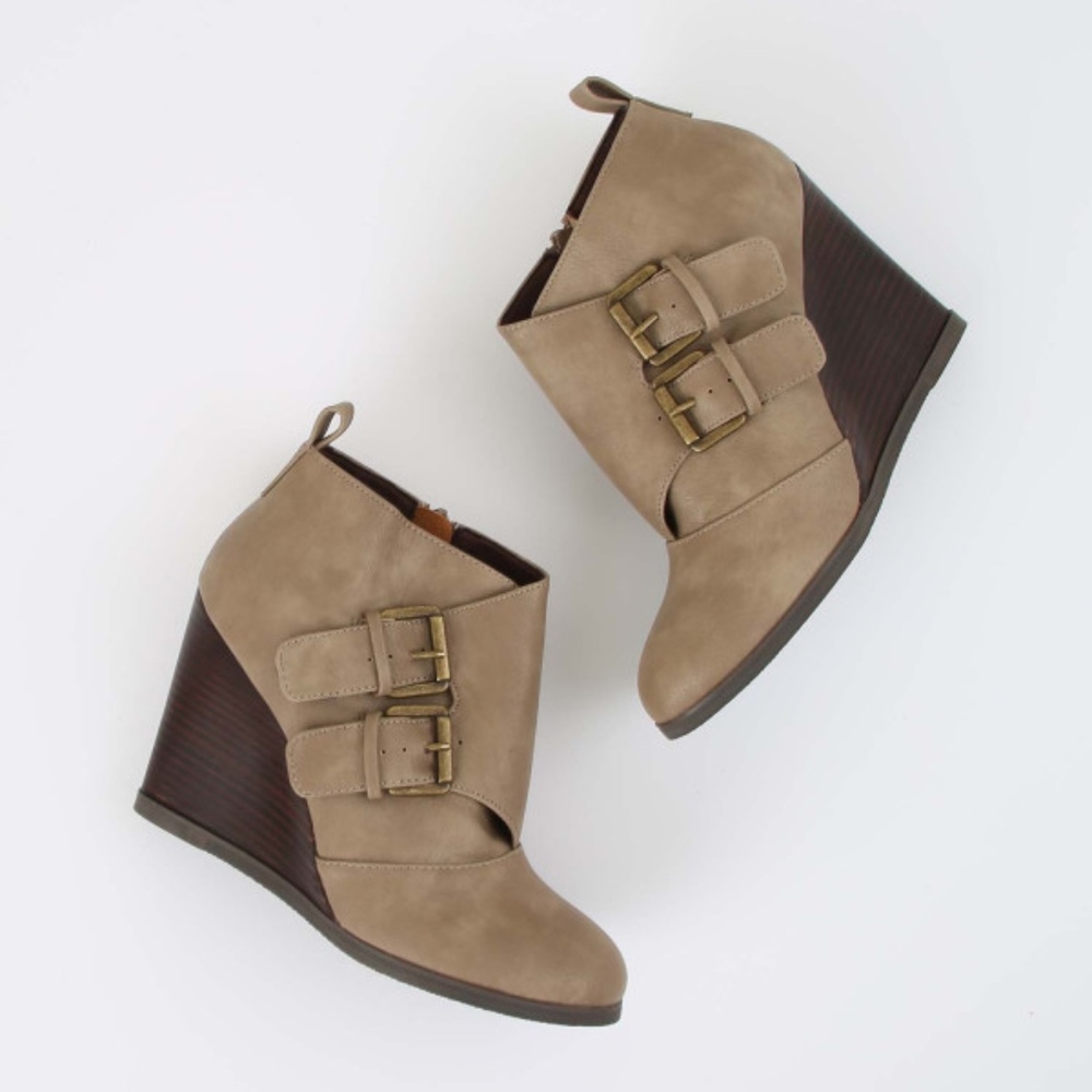 {Altard State} Double Buckle Wedges